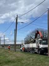 [RPARATION EN COURS DE LA LIGNE ELECTRIQUE RD43b ROUTE DE L'ARODROME]